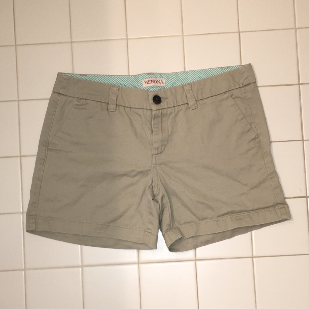 Khaki shorts